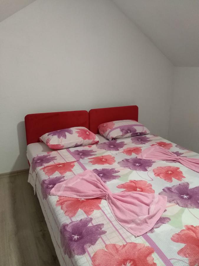 Apartment Beautiful Holiday موستار المظهر الخارجي الصورة