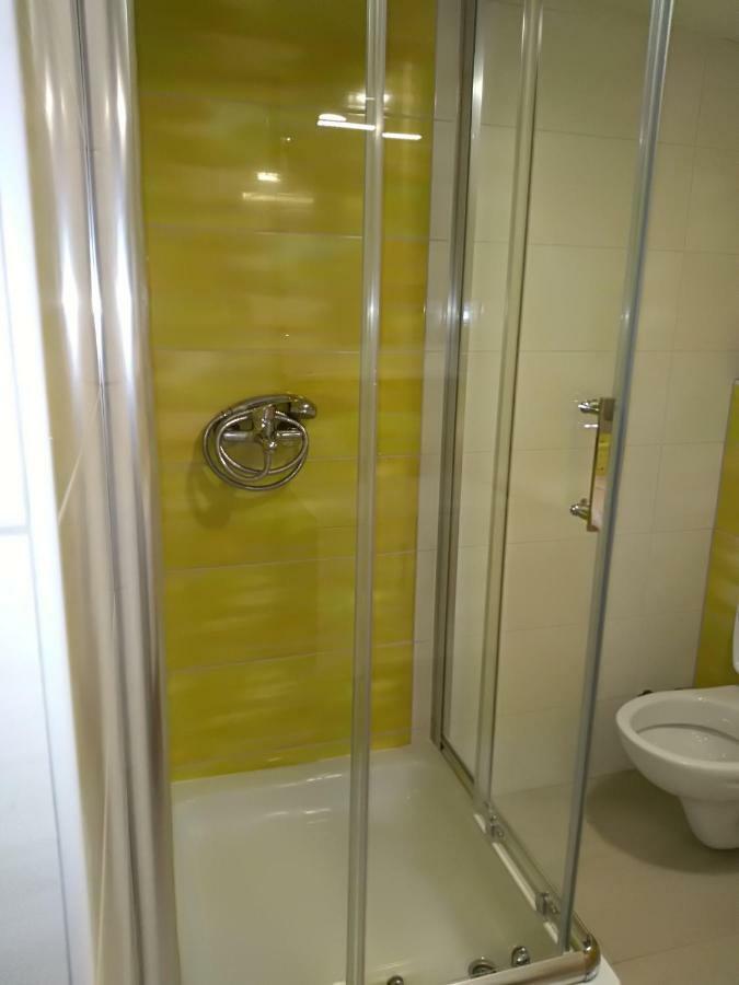Apartment Beautiful Holiday موستار المظهر الخارجي الصورة