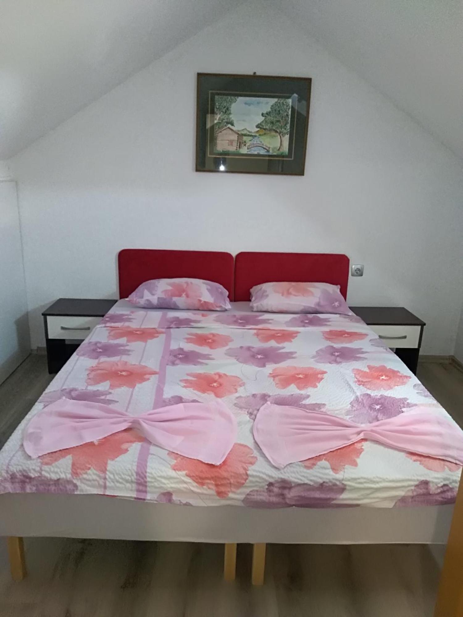 Apartment Beautiful Holiday موستار المظهر الخارجي الصورة