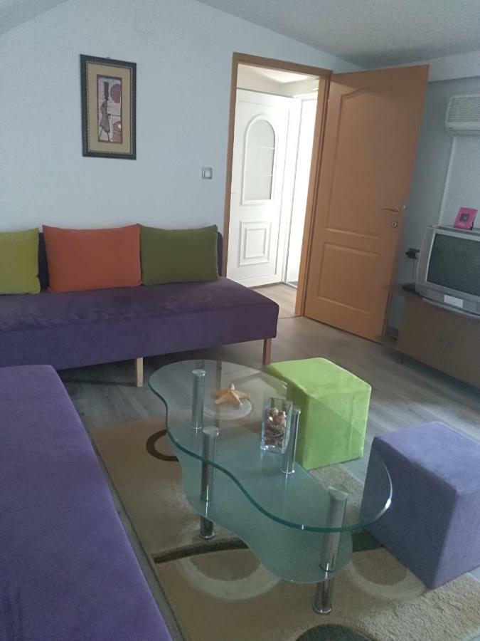 Apartment Beautiful Holiday موستار المظهر الخارجي الصورة